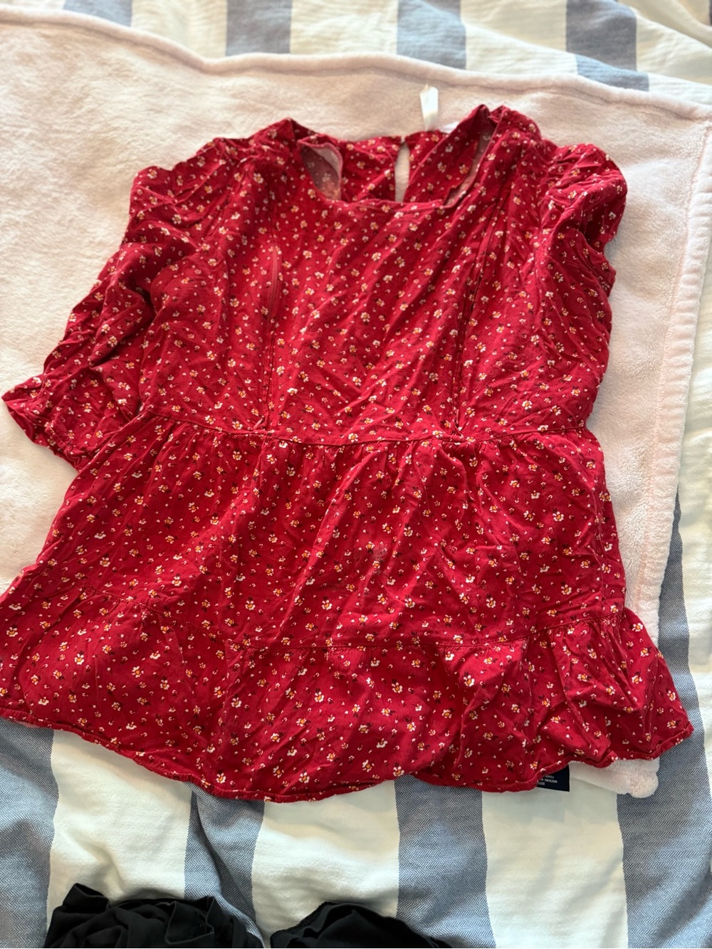Seraphine Red Floral Maternity and nursing Top